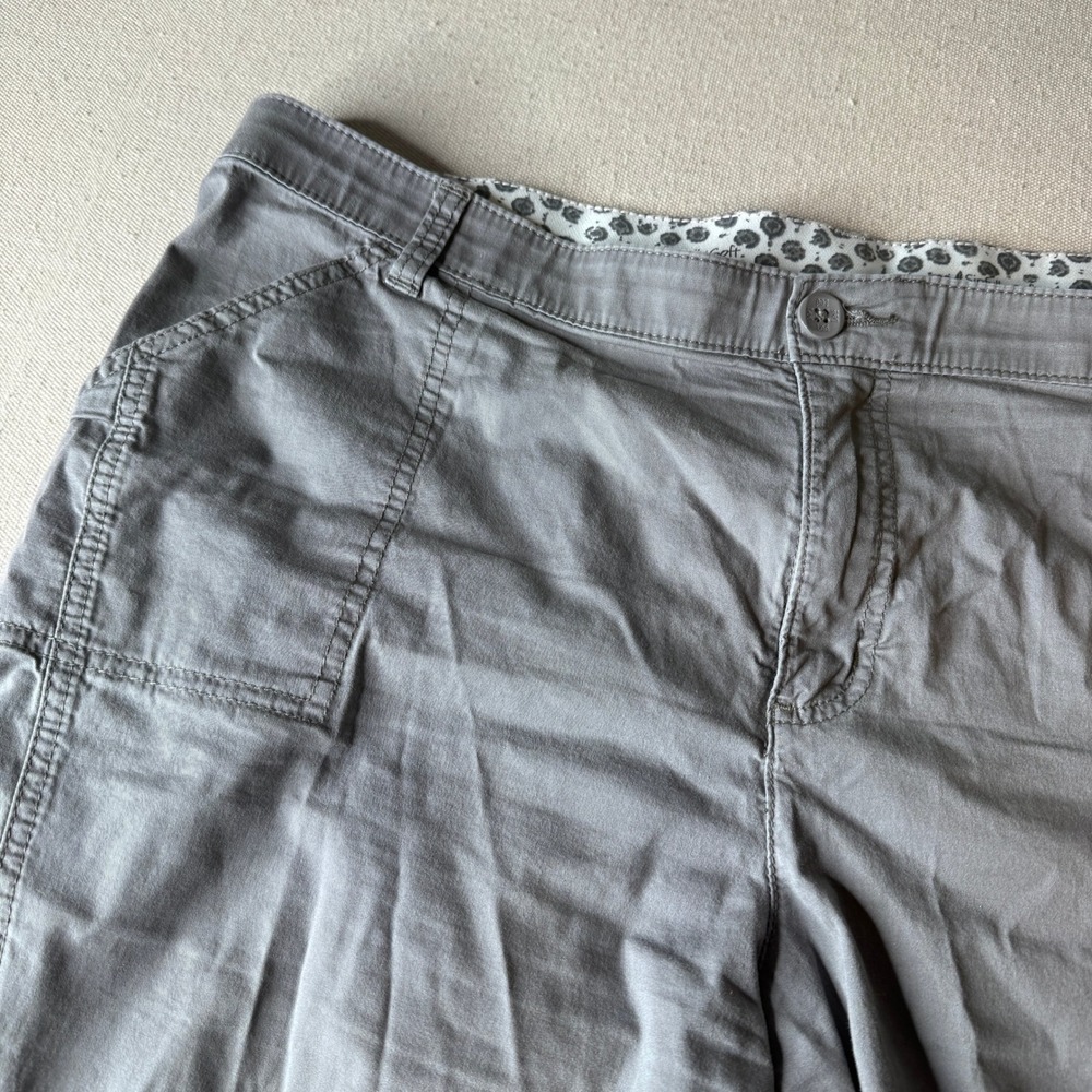 Lee Sinfully Soft Grey Cargo Capri Pants Women's 18W Cuffed Cropped Utility